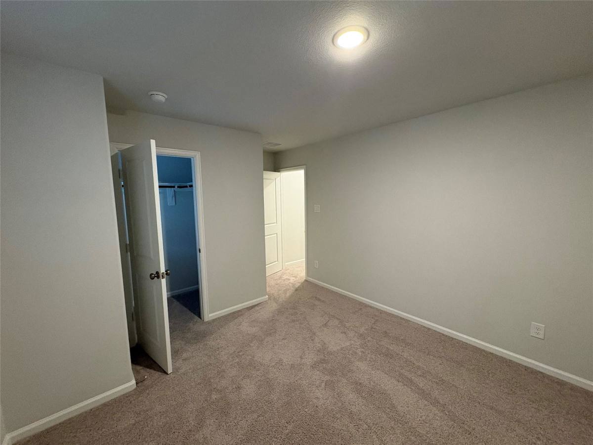 House for rent at 56 Valiant Ridge Trail, Magnolia, TX 77354