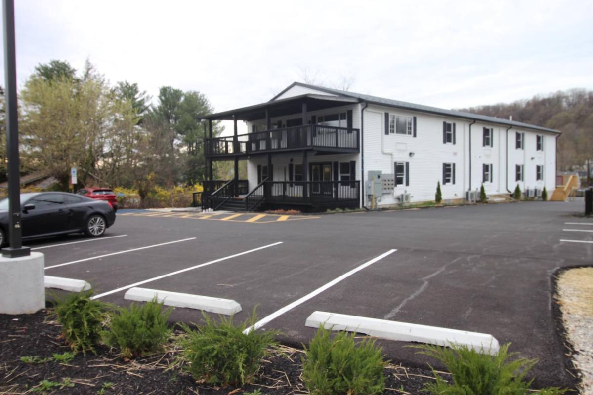Apartment for rent at 1493 E Emmaus Ave 101 Ap, Allentown, PA 18103