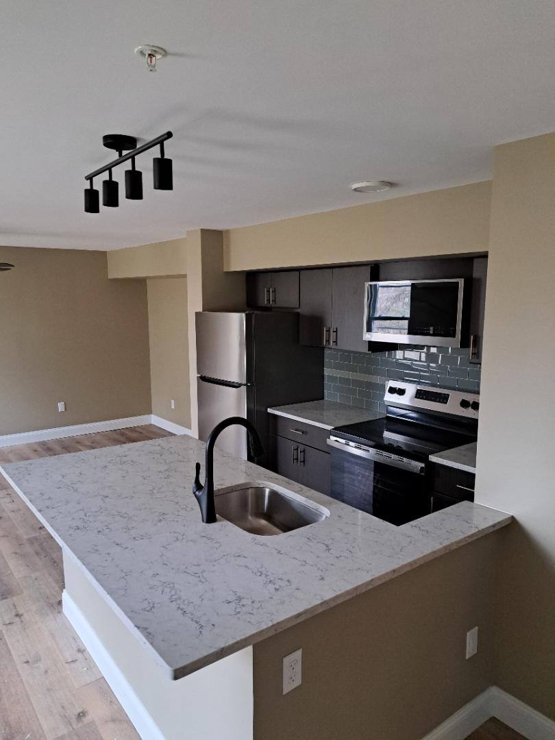 Apartment for rent at 1493 E Emmaus Ave 101 Ap, Allentown, PA 18103