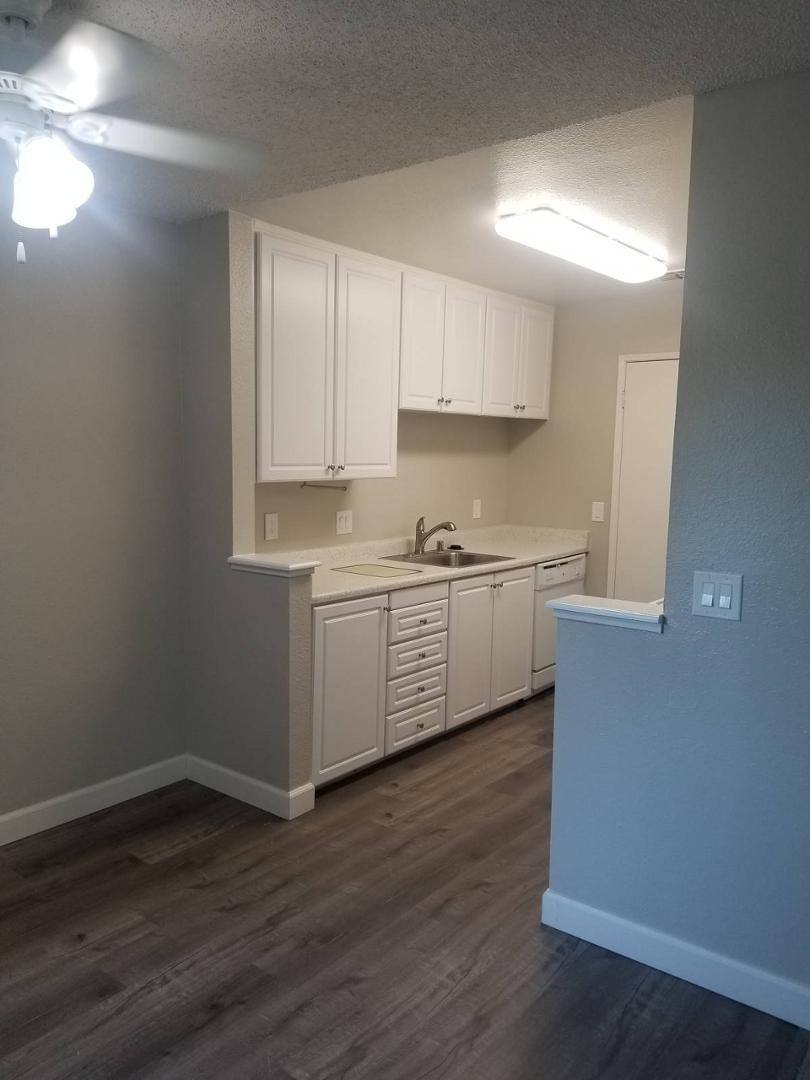 Apartment for rent at Parkview, 11805 Dry Creek Rd #26, Auburn, CA 95602