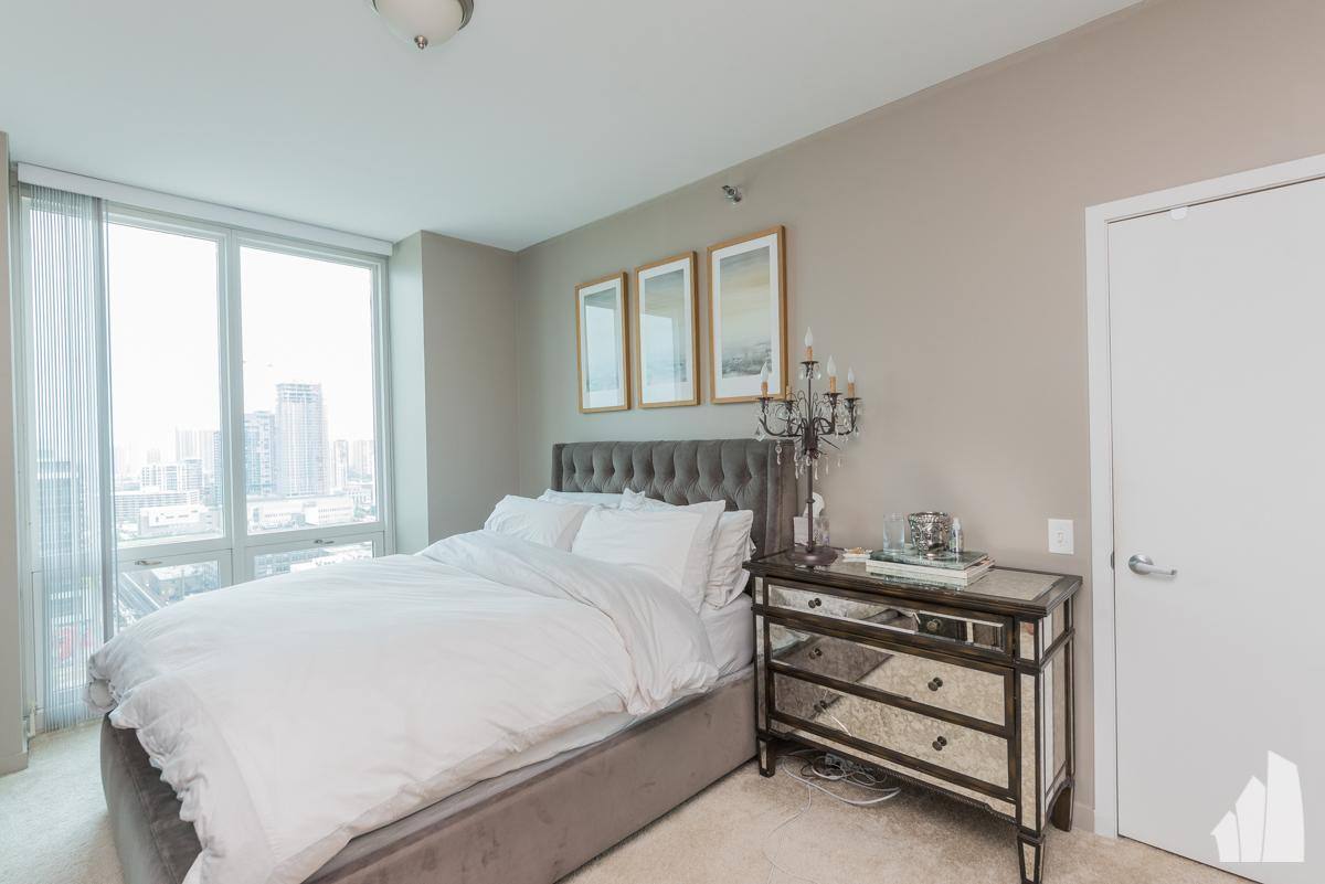 Condo for rent at 757 N Orleans St #2009, Chicago, IL 60654