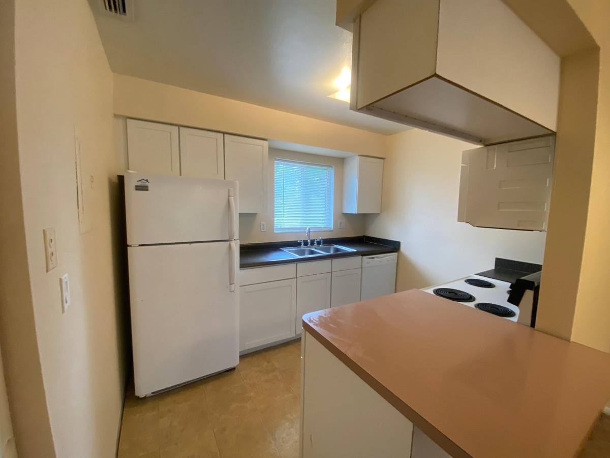Condo for rent at Hidden Lake Village, 2621 Pine Lake Terrace #D, Sarasota, FL 34237