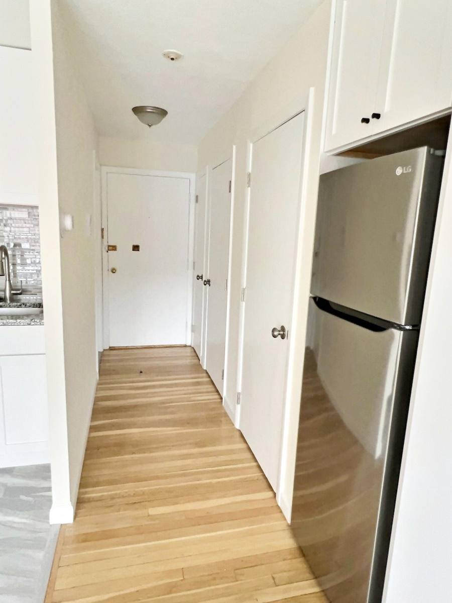 Apartment for rent at 1039 Commonwealth Ave #15, Boston, MA 02215