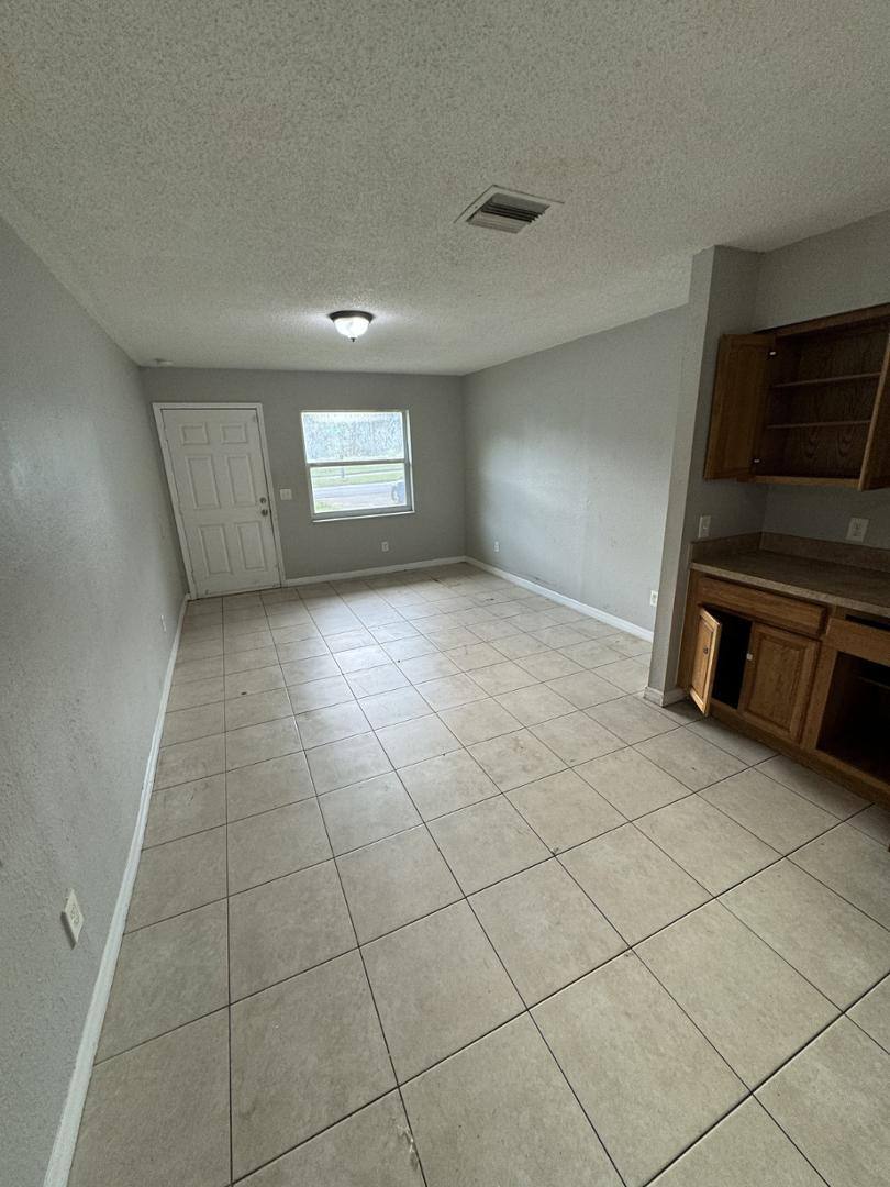 House for rent at Newcastle Heights, 9808 N 12th St #C, Tampa, FL 33612