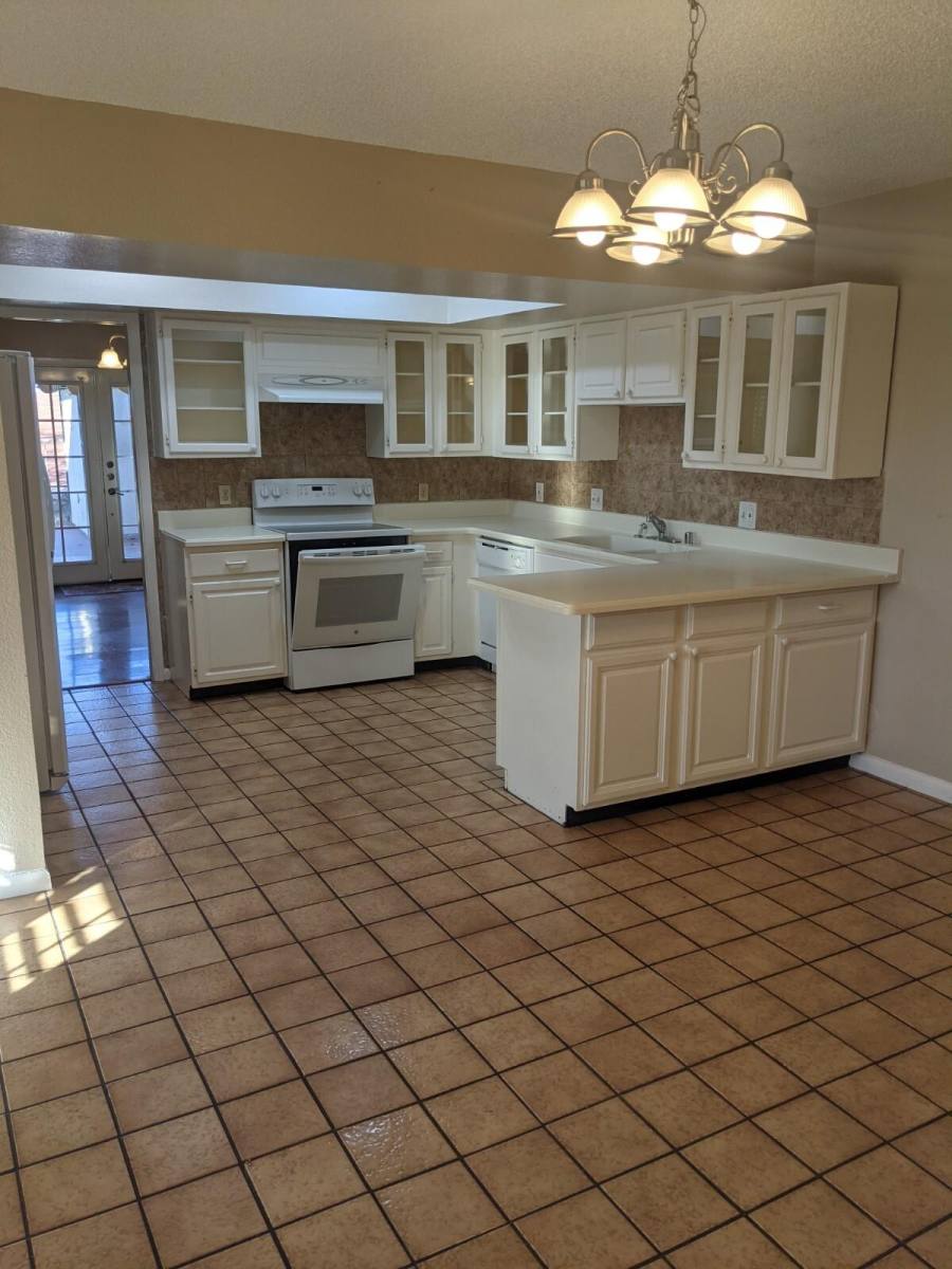 Apartment for rent at 763 Espada Dr, El Paso, TX 79912