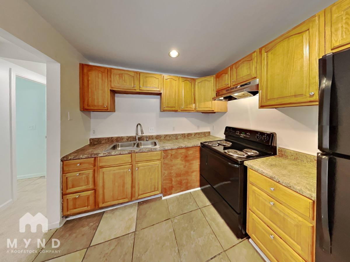 Townhouse for rent at White Hall Forest East, 1963 Whitehall Forest Court SE #1, Atlanta, GA 30316