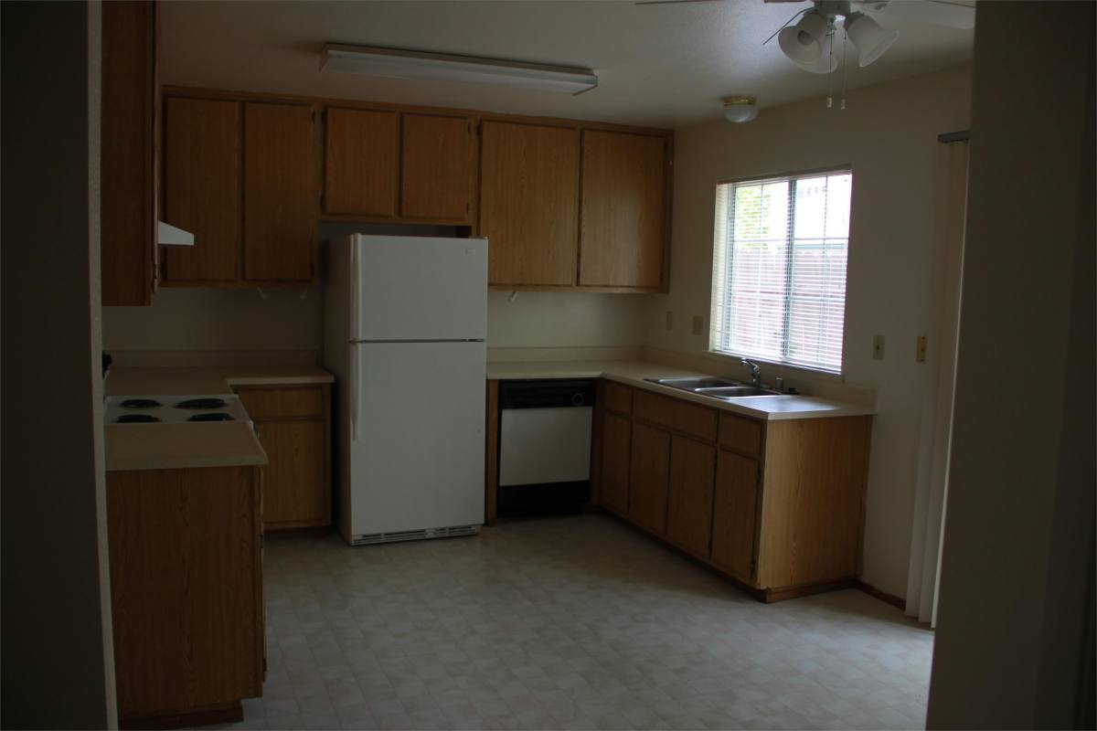 Apartment for rent at Humboldt Ridge Luxury Townhomes, 1880 Humboldt Rd #19, Chico, CA 95928