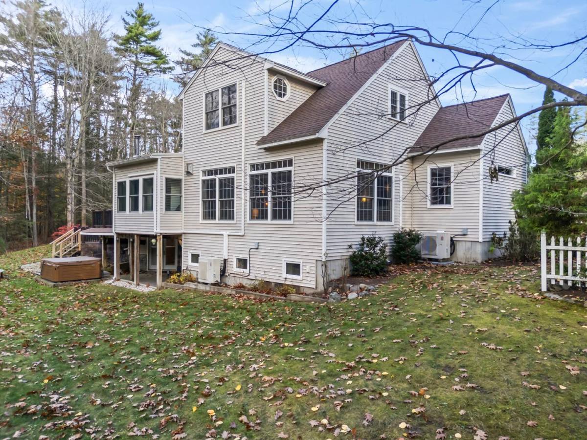 Apartment for rent at 22 Adams Lane, Ogunquit, ME 03907