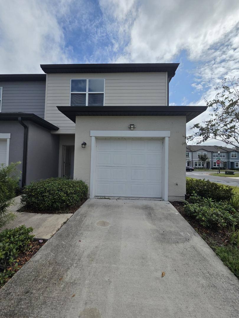 Townhouse for rent at 3308 Azolla St, Orlando, FL 32808
