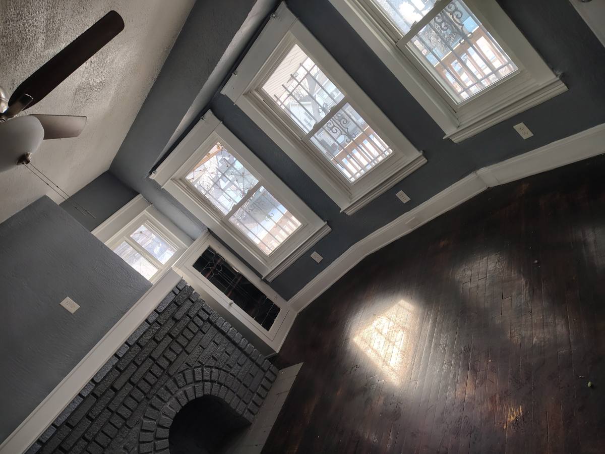 Townhouse for rent at 469 E 147th St, Cleveland, OH 44110