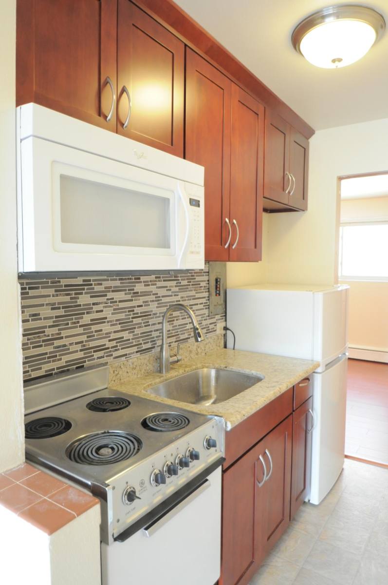 Apartment for rent at 304 E Thomas St, Seattle, WA 98102