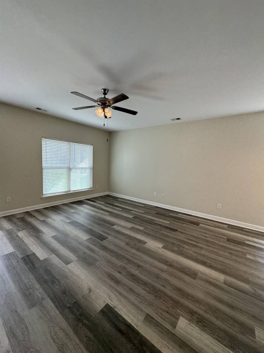 House for rent at 6737 Wisteria Dr, Myrtle Beach, SC 29588