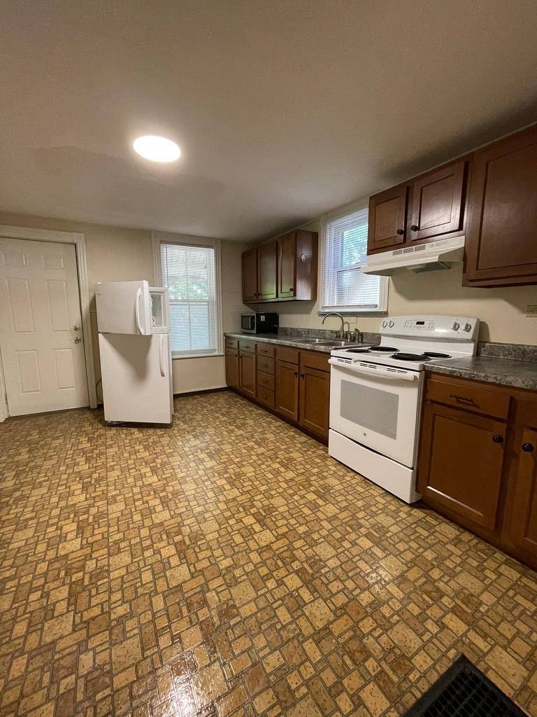 Apartment for rent at 513 8th Ave, Williamsport, PA 17701