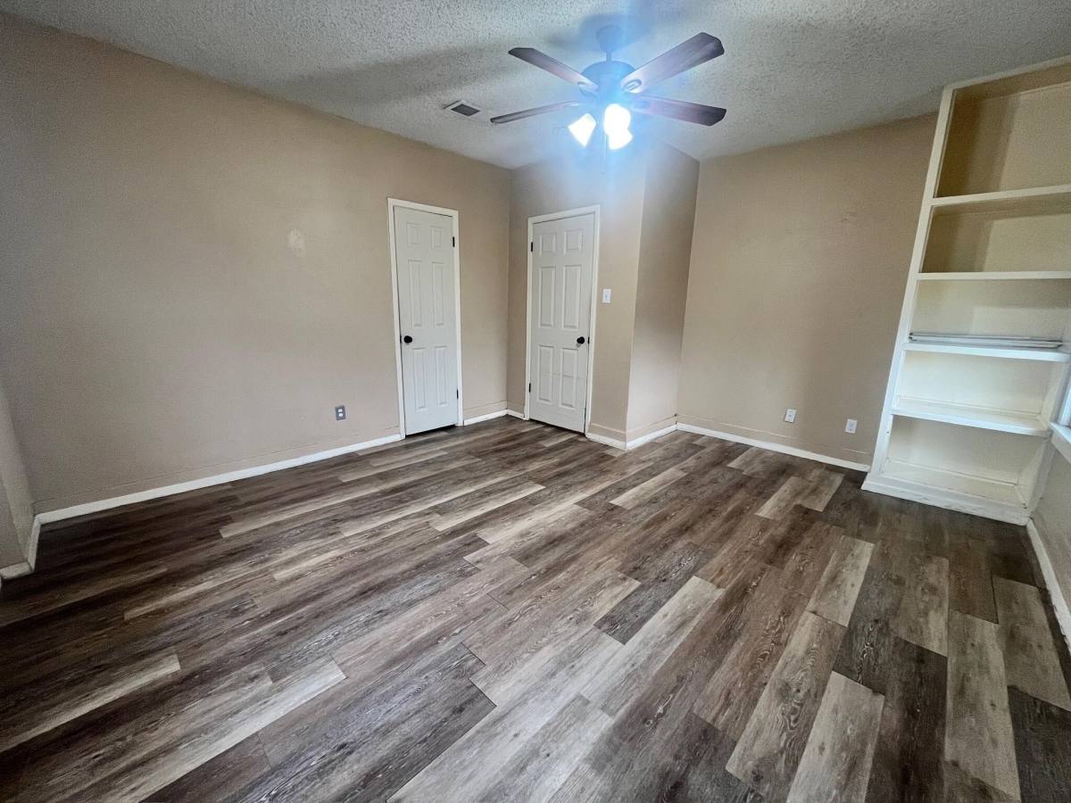 House for rent at 119 S 5th St, Sanger, TX 76266