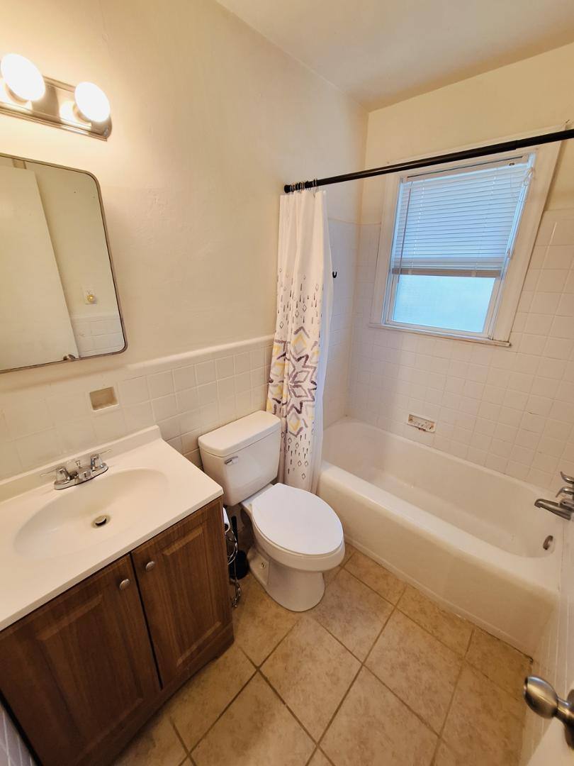 Apartment for rent at Willoughby, 1001-1005 Little Bay Ave, Norfolk, VA 23503