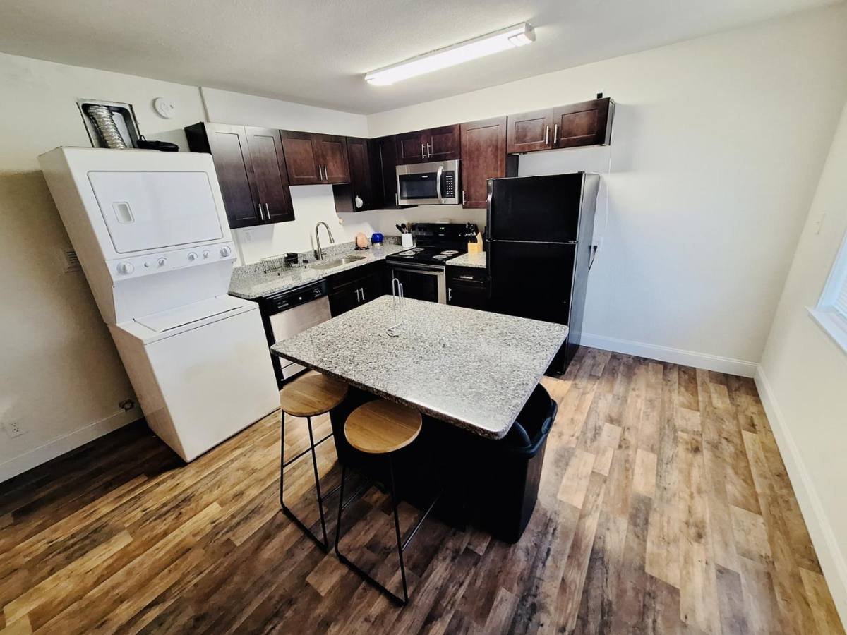Apartment for rent at Willoughby, 1001-1005 Little Bay Ave, Norfolk, VA 23503