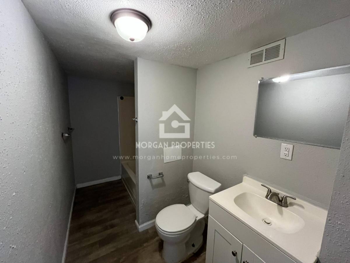 Apartment for rent at 1807 Meridian St #4, Anderson, IN 46016