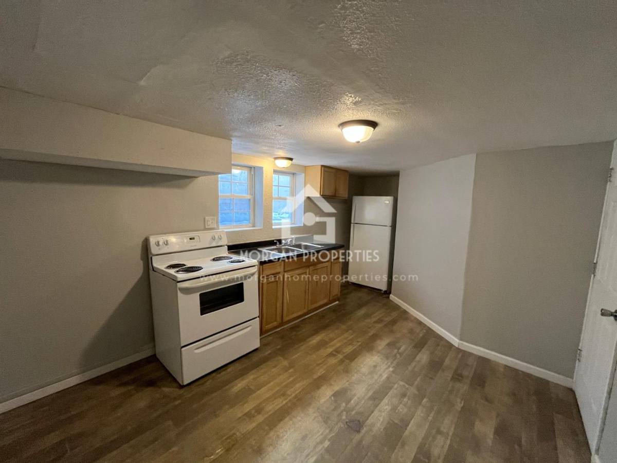 Apartment for rent at 1807 Meridian St #4, Anderson, IN 46016