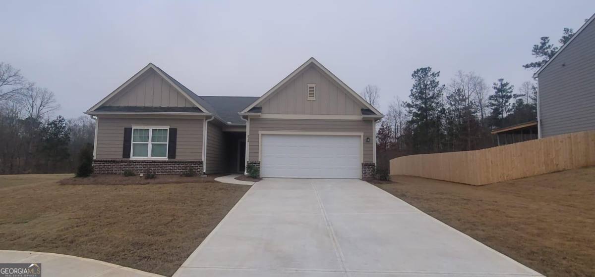 House for rent at 214 Moreton Way, Locust Grove, GA 30248
