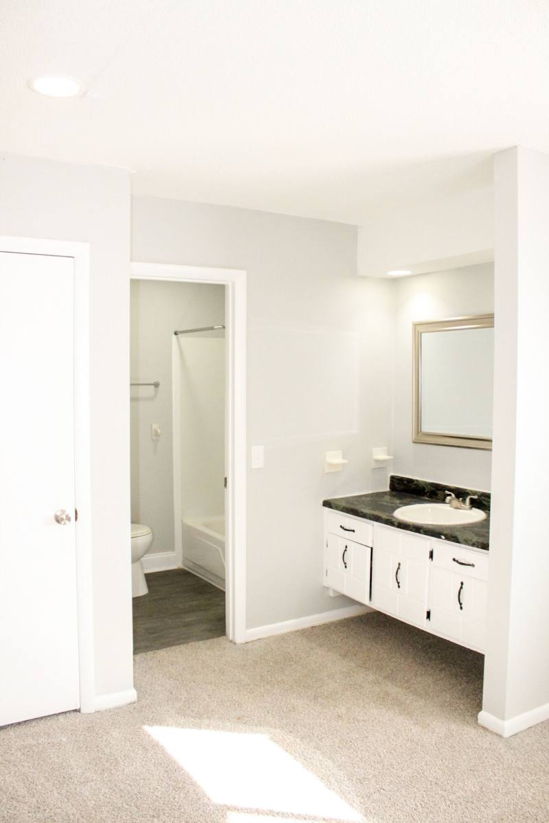 Apartment for rent at Willow Creek, 2833 Dayton Blvd, Chattanooga, TN 37415