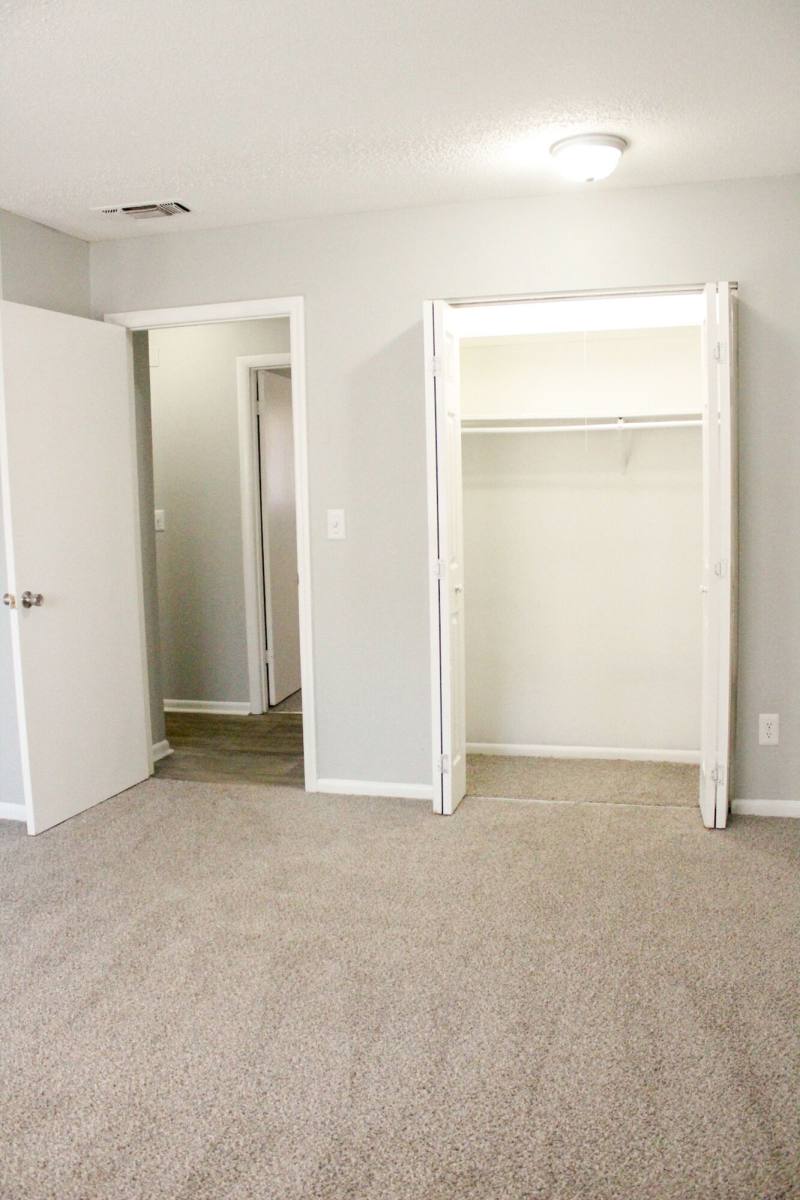 Apartment for rent at Willow Creek, 2833 Dayton Blvd, Chattanooga, TN 37415