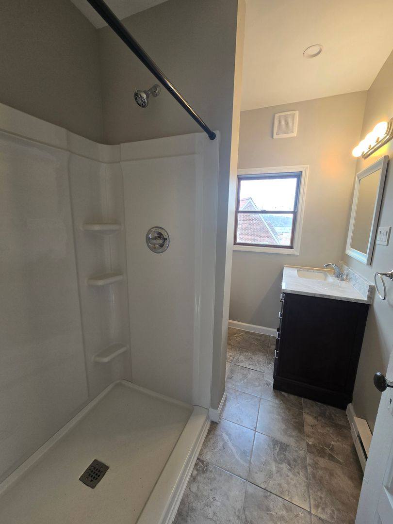 Apartment for rent at 36 E Gaskill Ave, Jeannette, PA 15644