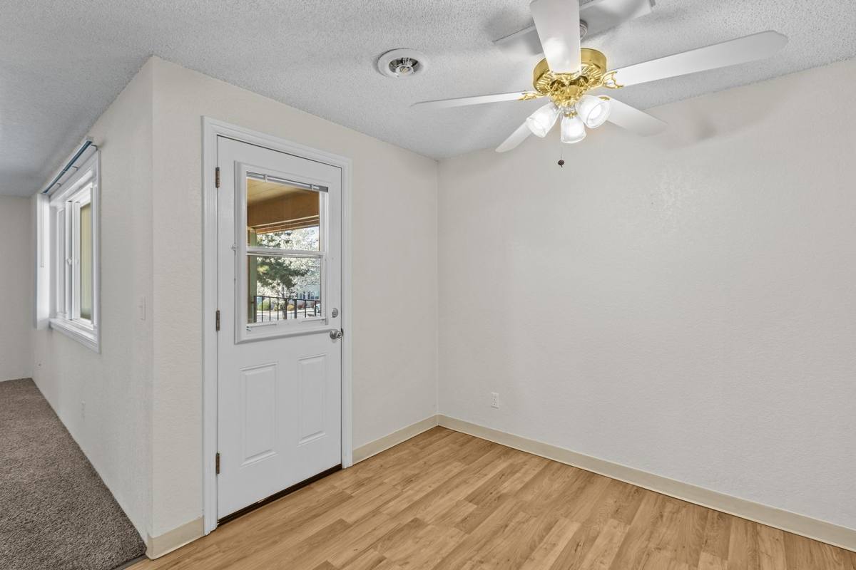 Apartment for rent at 850 Aaron Dr, Richland, WA 99352