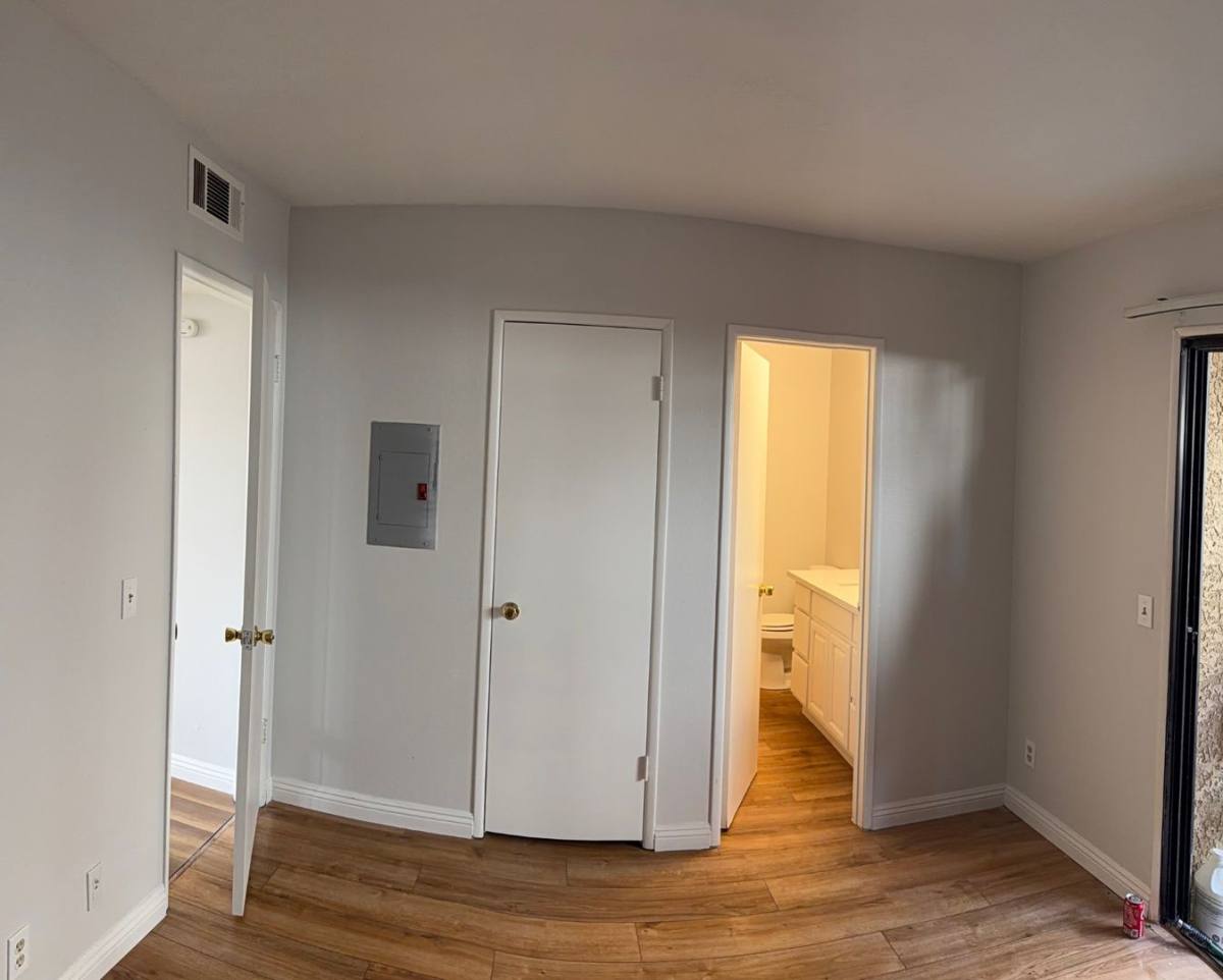 Apartment for rent at 300 Fifth Ave, Monrovia, CA 91016