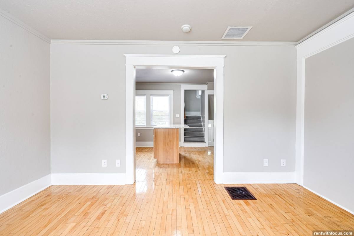 Townhouse for rent at 1202-1318 Summit Ave, Oshkosh, WI 54901
