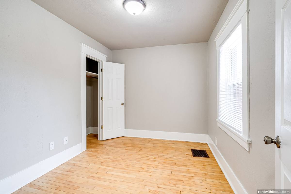 Townhouse for rent at 1202-1318 Summit Ave, Oshkosh, WI 54901