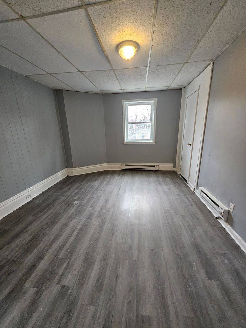 House for rent at 923 Chestnut St, Erie, PA 16502