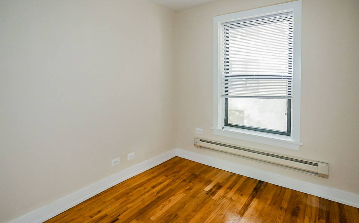 Apartment for rent at 617 Melrose St, Chicago, IL 60657