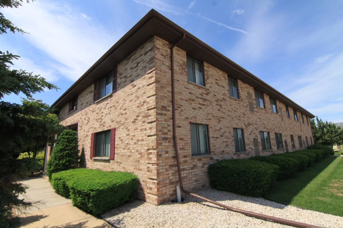 Apartment for rent at 1470 & 1490 Garay Lane, Port Washington, WI 53074