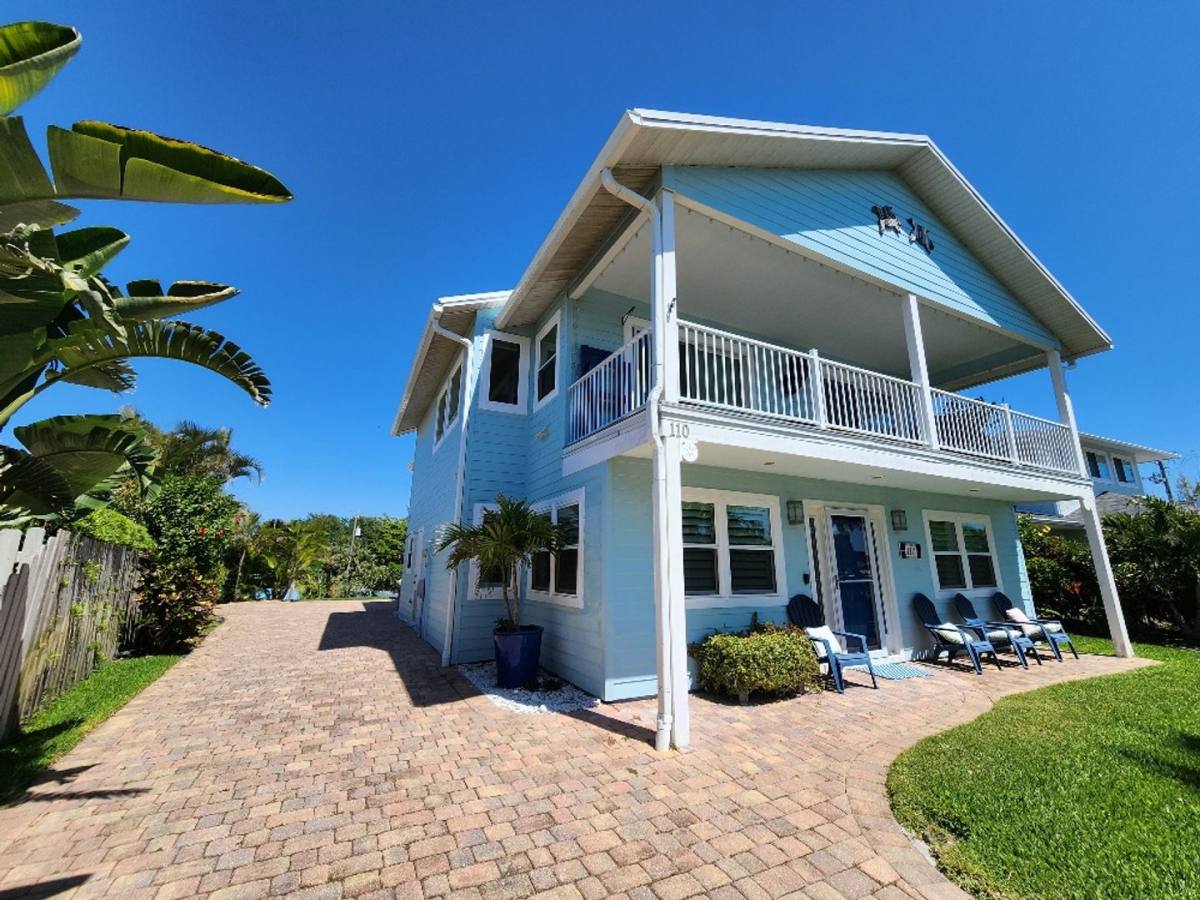 House for rent at 110 Surf St, New Smyrna Beach, FL 32169
