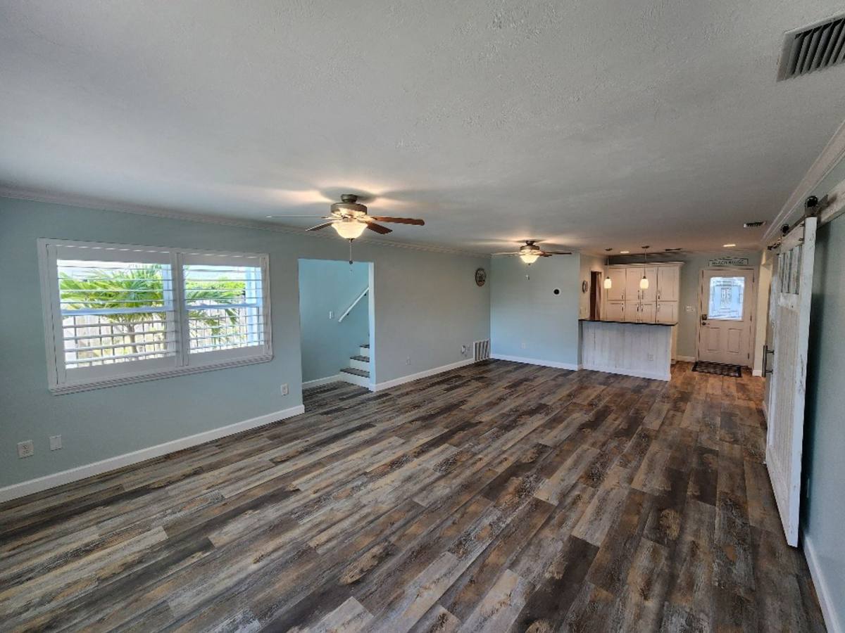 House for rent at 110 Surf St, New Smyrna Beach, FL 32169