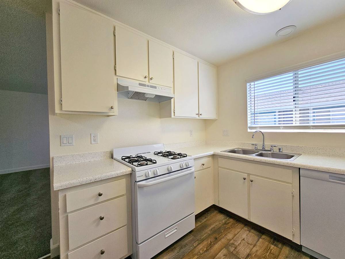 Apartment for rent at 1811 Raymond Ave, Ramona, CA 92065