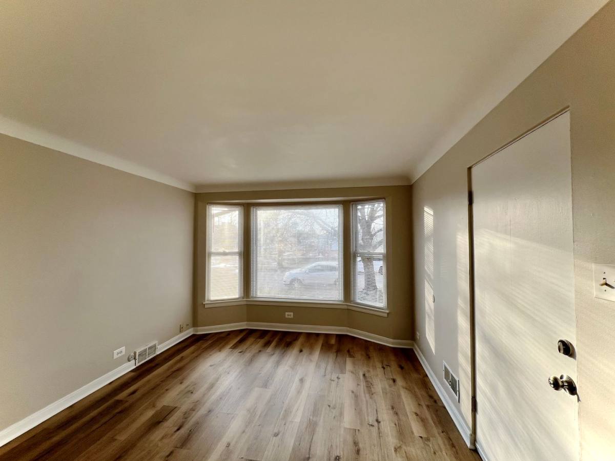 Apartment for rent at 1515 Maple Ave, Berwyn, IL 60402