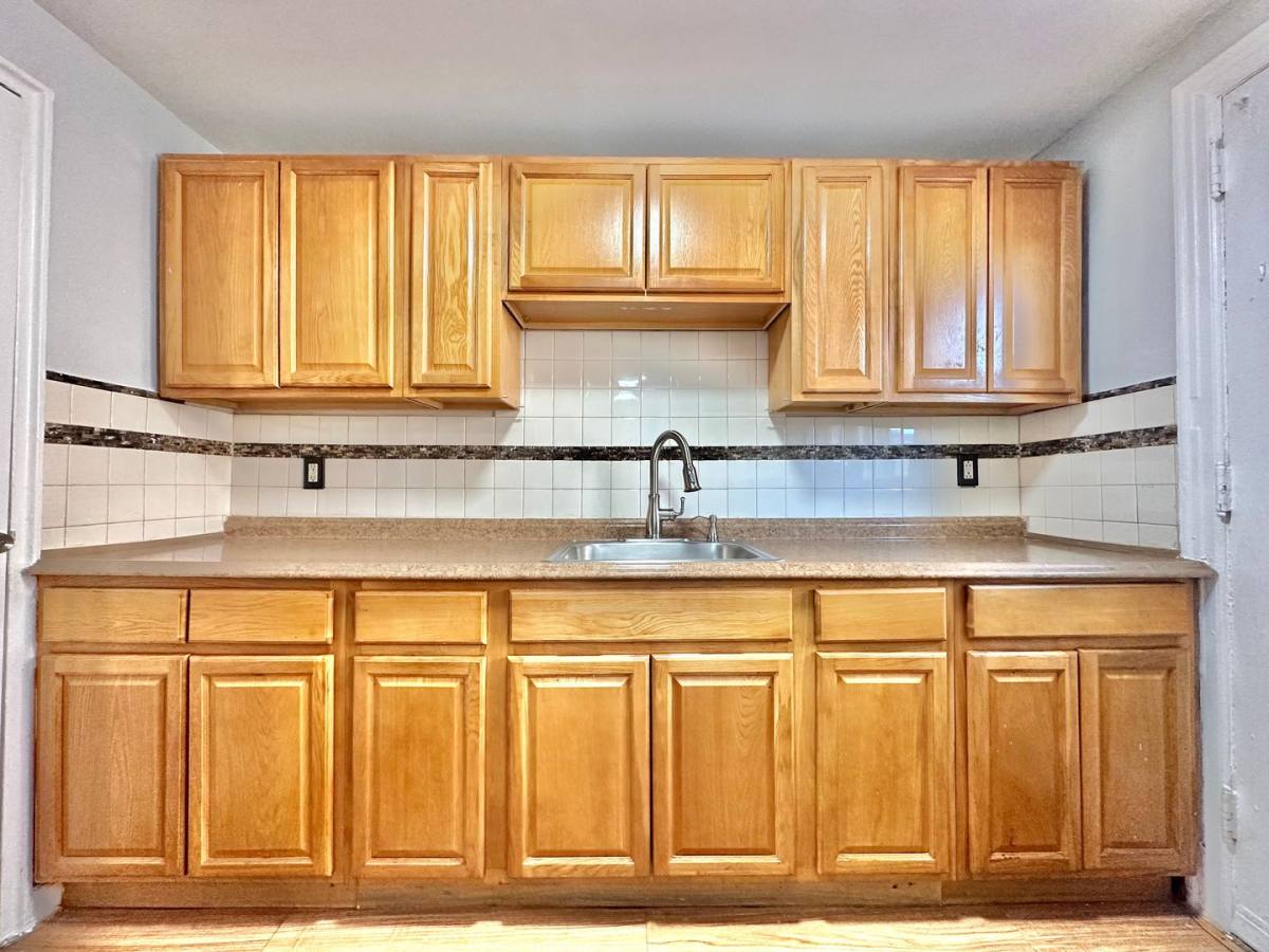 Apartment for rent at 1 Colby Court, New Haven, CT 06515