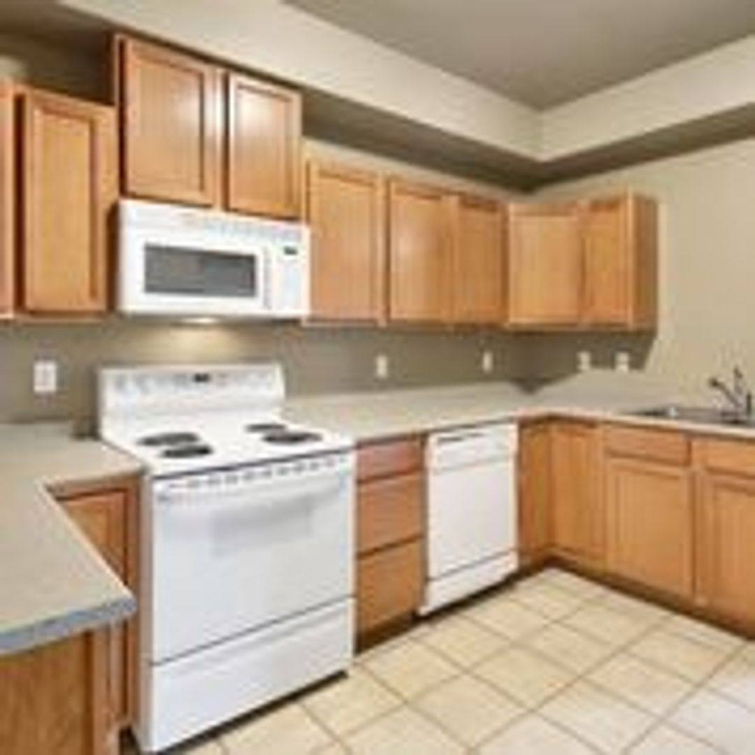 Apartment for rent at 245 32nd St, Bellingham, WA 98225