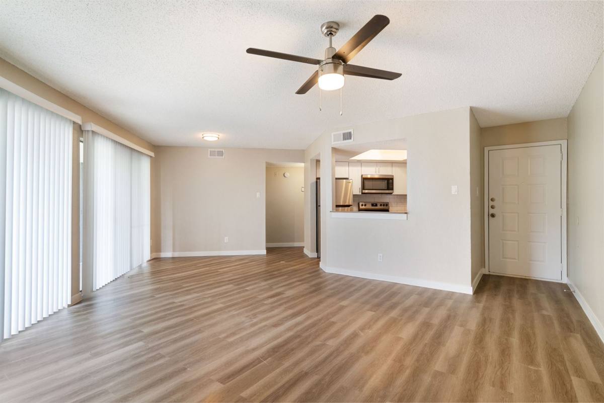 Apartment for rent at 6011 Oakland Hills Dr, Fort Worth, TX 76112