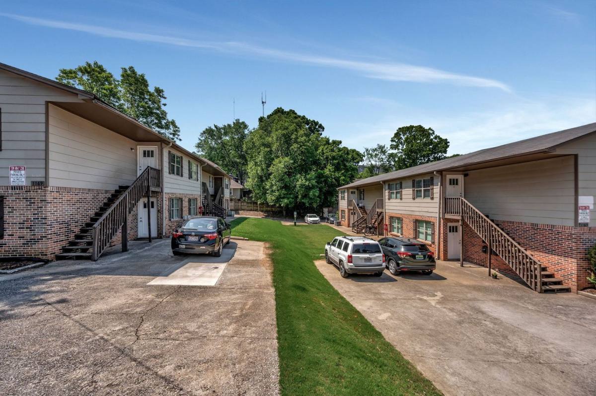 Apartment for rent at 1165 14th Ave S, Birmingham, AL 35205