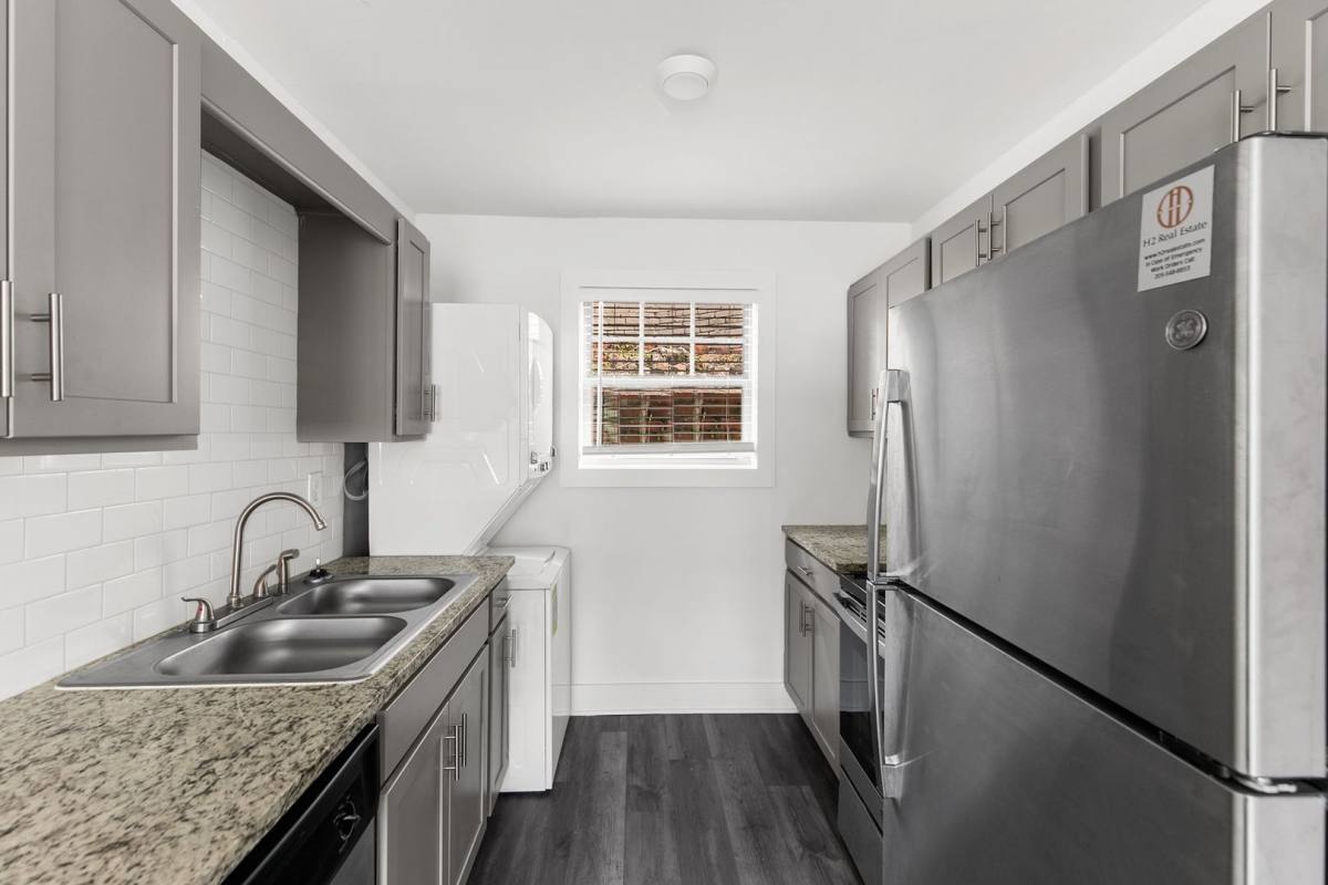 Apartment for rent at 1165 14th Ave S, Birmingham, AL 35205
