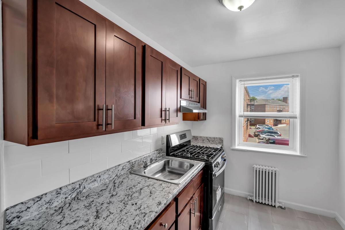 Apartment for rent at 127-147 Chilton St, Elizabeth, NJ 07202