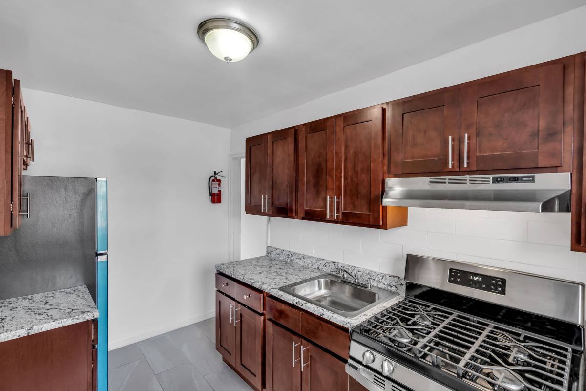 Apartment for rent at 127-147 Chilton St, Elizabeth, NJ 07202