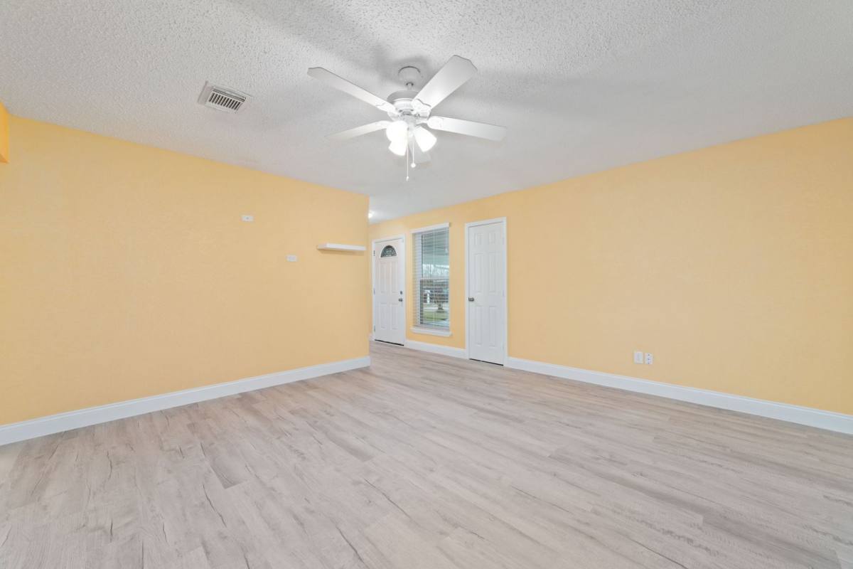 House for rent at 11610 Grapewood Dr, Houston, TX 77089