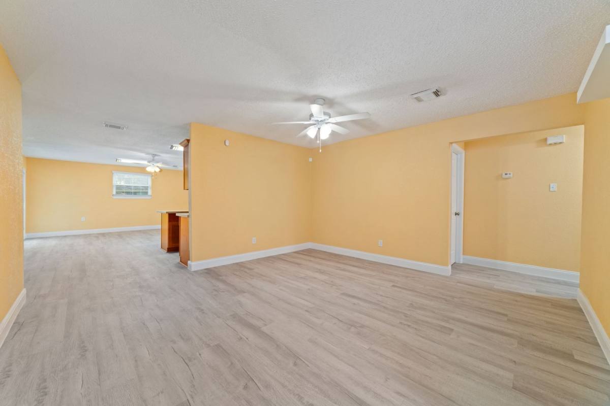 House for rent at 11610 Grapewood Dr, Houston, TX 77089