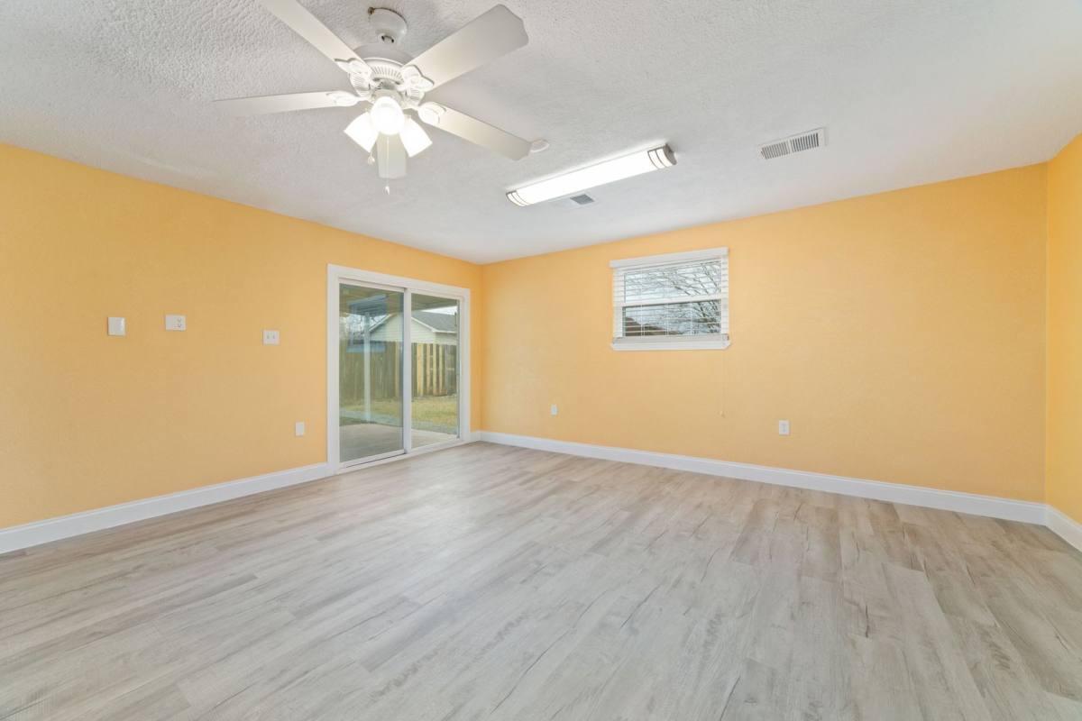 House for rent at 11610 Grapewood Dr, Houston, TX 77089