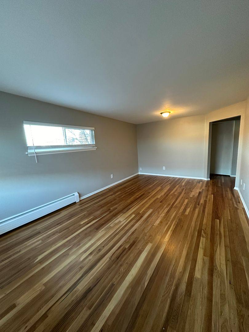 Apartment for rent at 5777 S Bannock St, Littleton, CO 80120