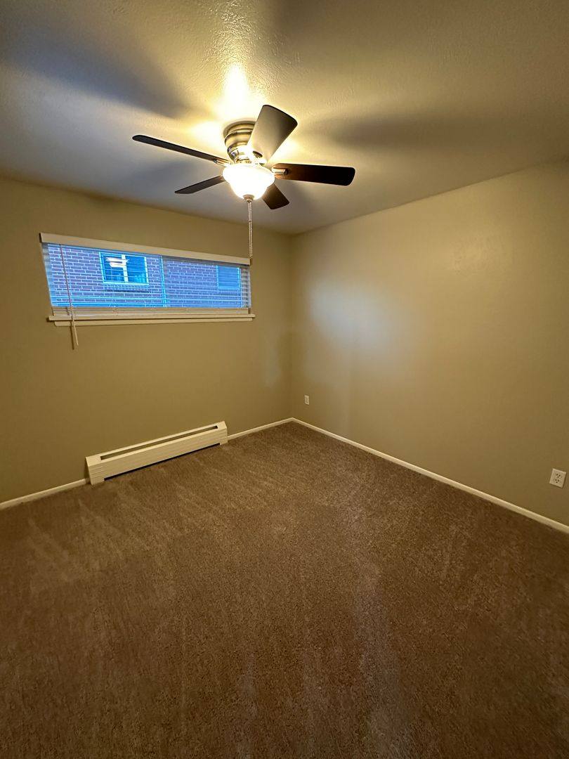 Apartment for rent at 5777 S Bannock St, Littleton, CO 80120
