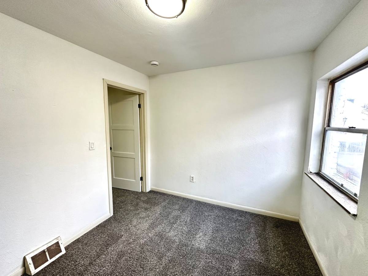 House for rent at 243 Orville Way, Pittsburgh, PA 15224